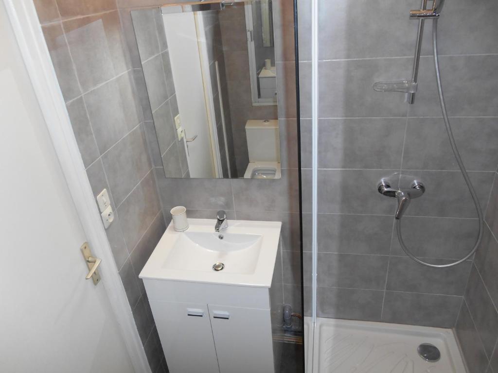 Appartement La Petite Maison Le Grau-du-Roi Bagian luar foto